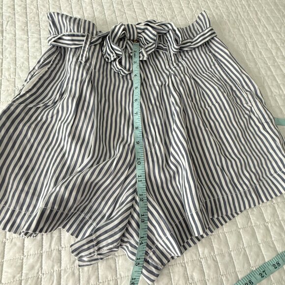 Abercrombie & Fitch Womens Striped High-Waisted Belted Shorts Blue/White Size M - Picture 7 of 10
